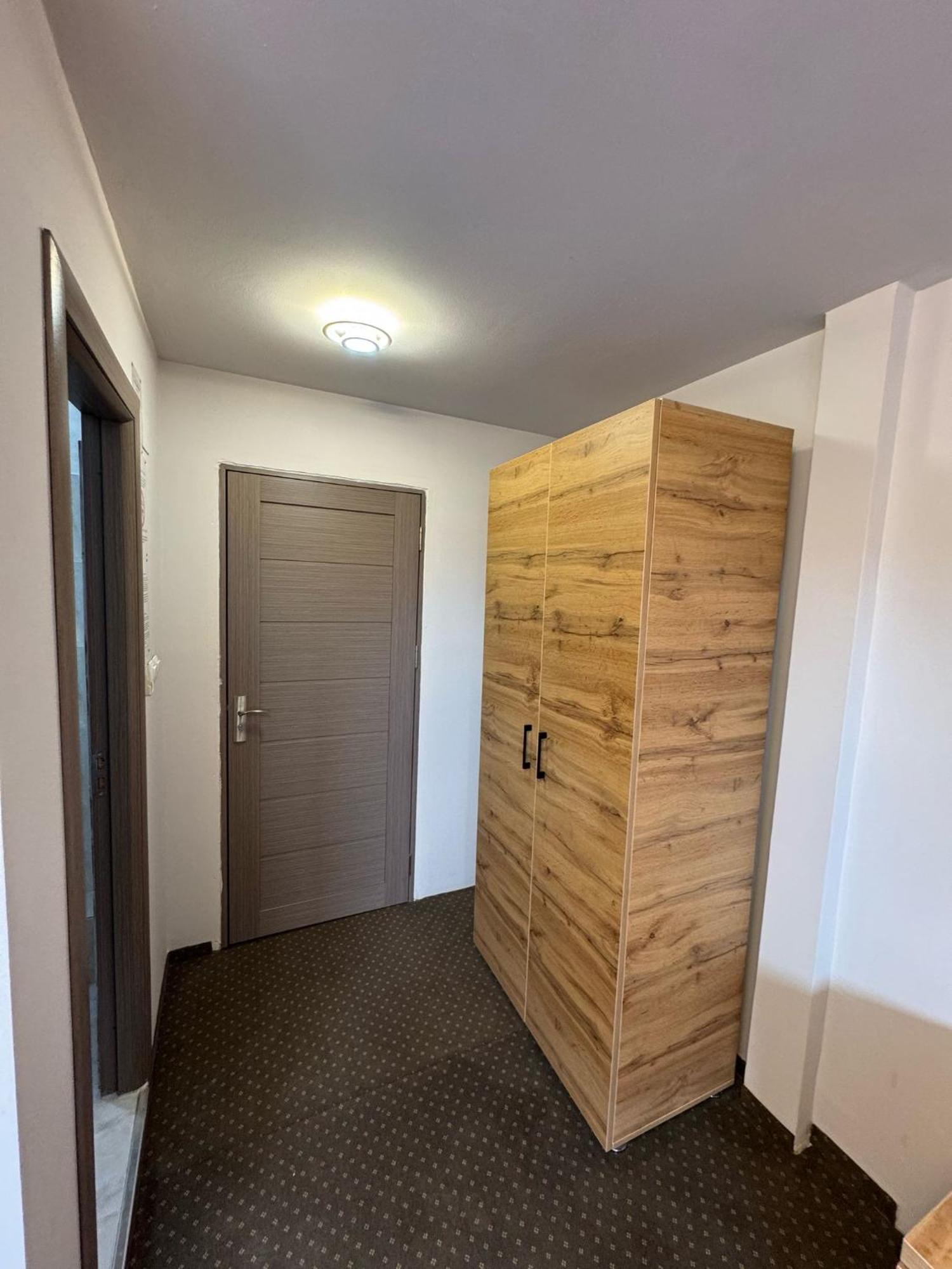 Hotel Imperium Caracal Exterior photo